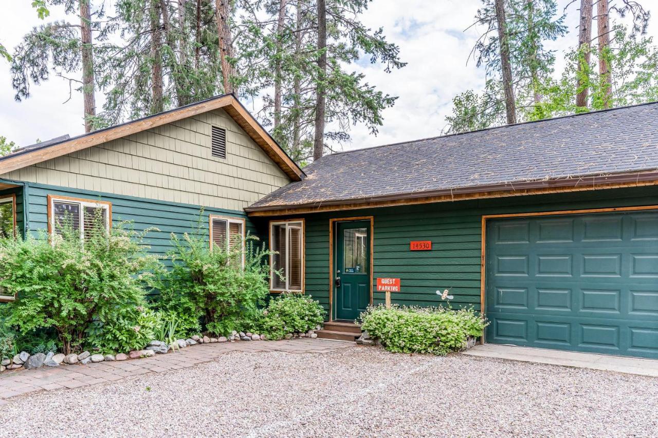 Yenne Point Studio Hotel Bigfork Esterno foto